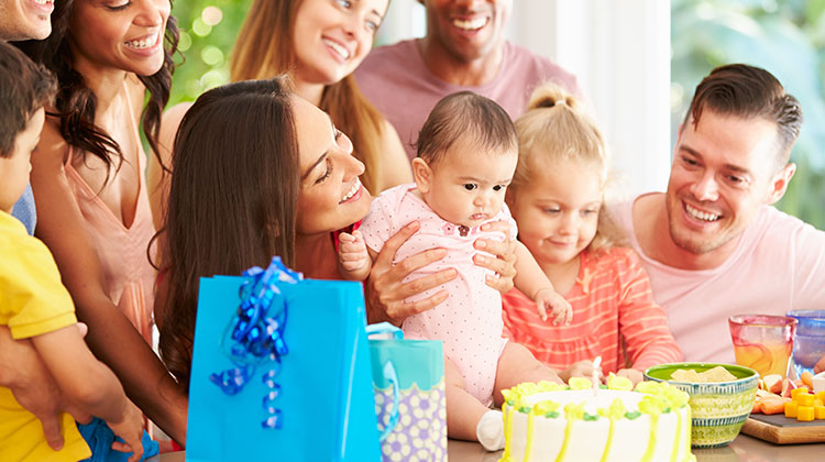 7 Steps to Planning a first month party