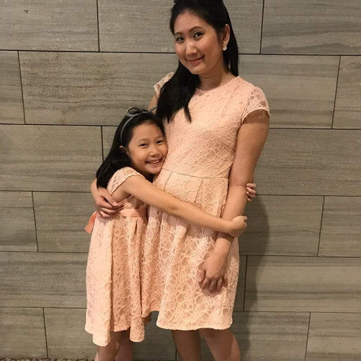 CAP SLEEVE LACE DRESS LIGHT PINK